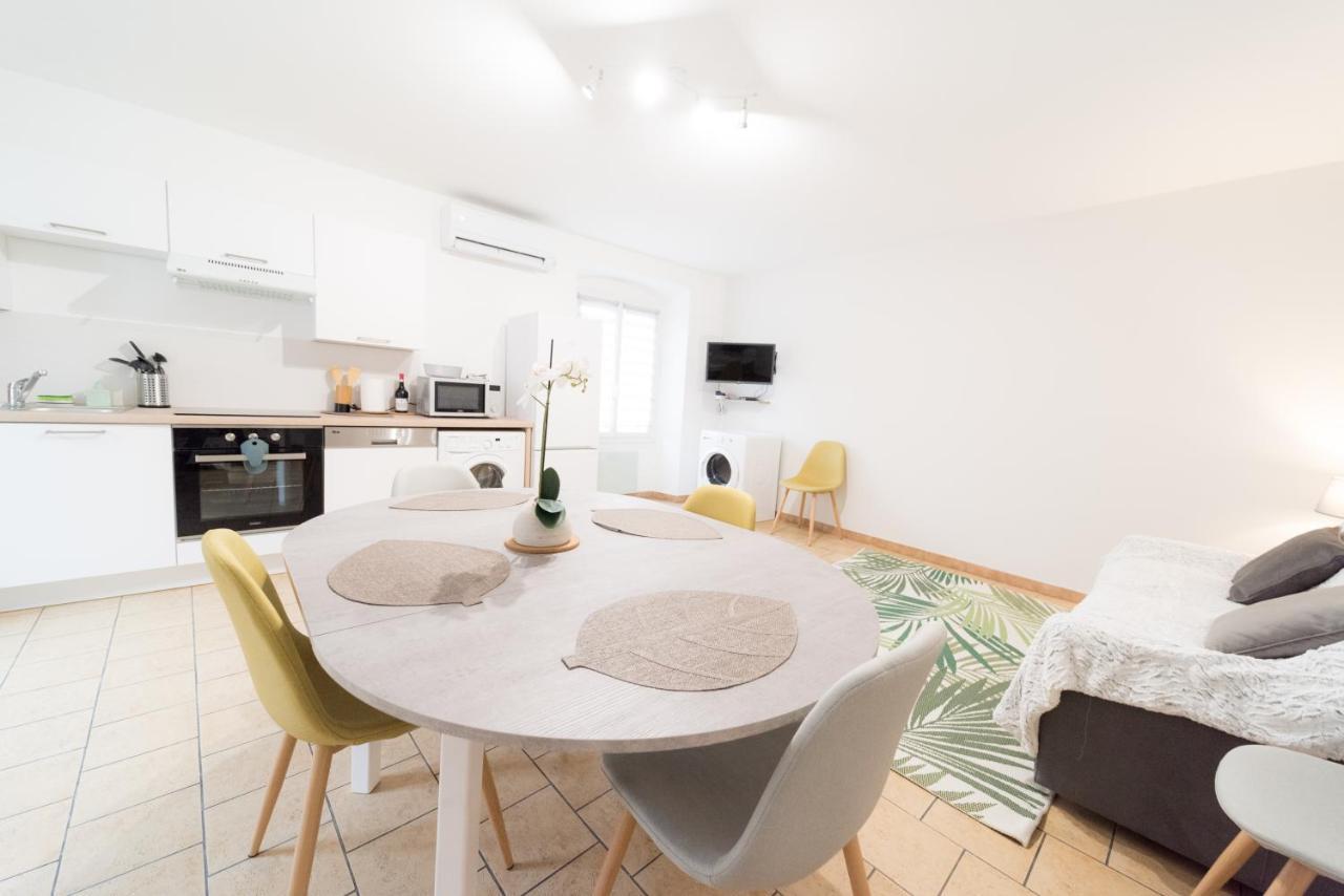 Ravissant Triplex Et Duplex Au Centre De Pont St Esprit Lejlighed Eksteriør billede