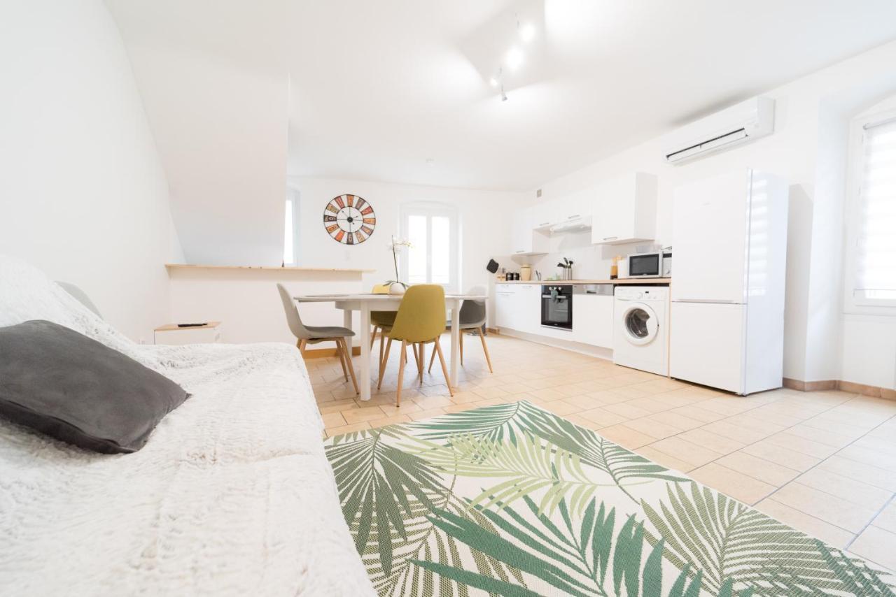 Ravissant Triplex Et Duplex Au Centre De Pont St Esprit Lejlighed Eksteriør billede
