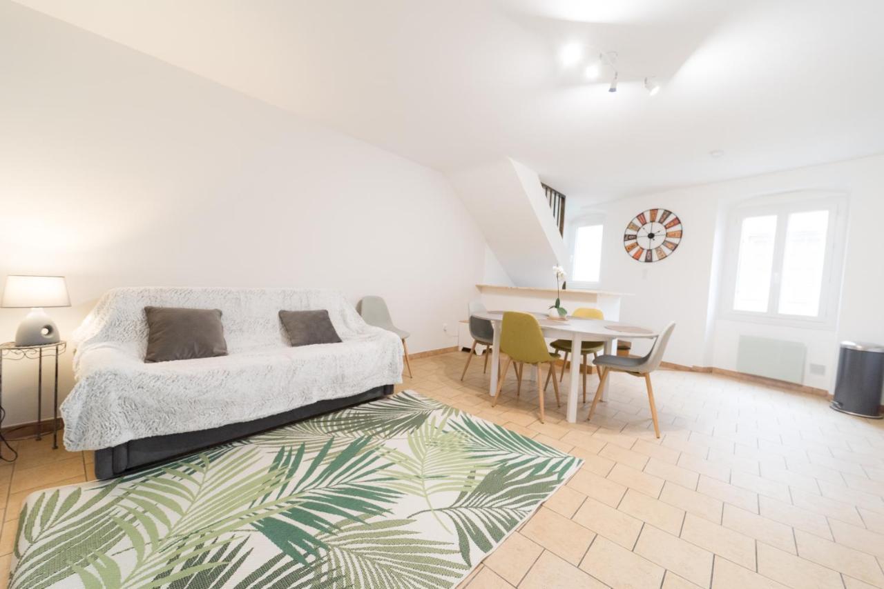 Ravissant Triplex Et Duplex Au Centre De Pont St Esprit Lejlighed Eksteriør billede
