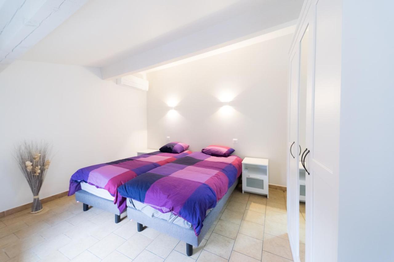 Ravissant Triplex Et Duplex Au Centre De Pont St Esprit Lejlighed Eksteriør billede