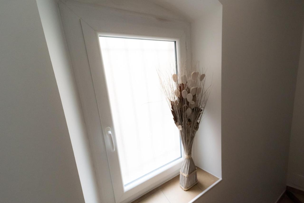 Ravissant Triplex Et Duplex Au Centre De Pont St Esprit Lejlighed Eksteriør billede